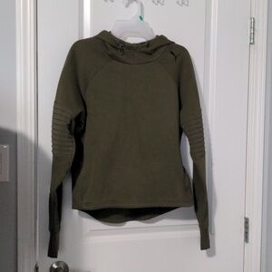 Puma sweater